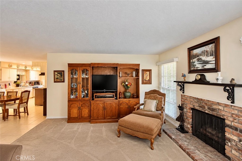 628 S Starboard Street, Santa Ana CA 92704 - photo 2