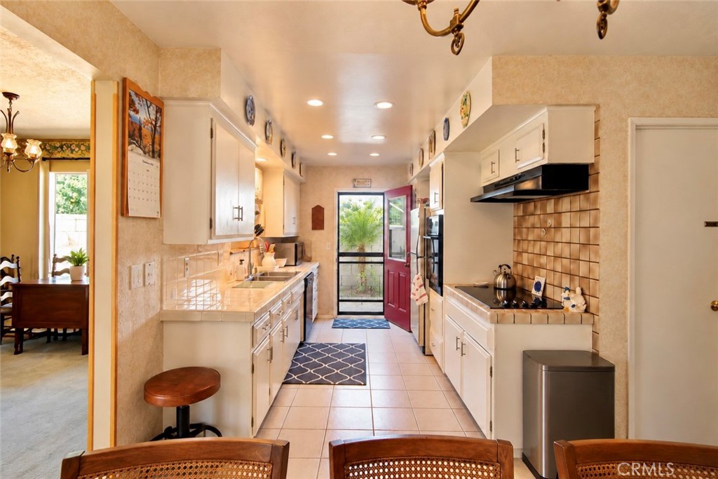 628 S Starboard Street, Santa Ana CA 92704 - photo 5