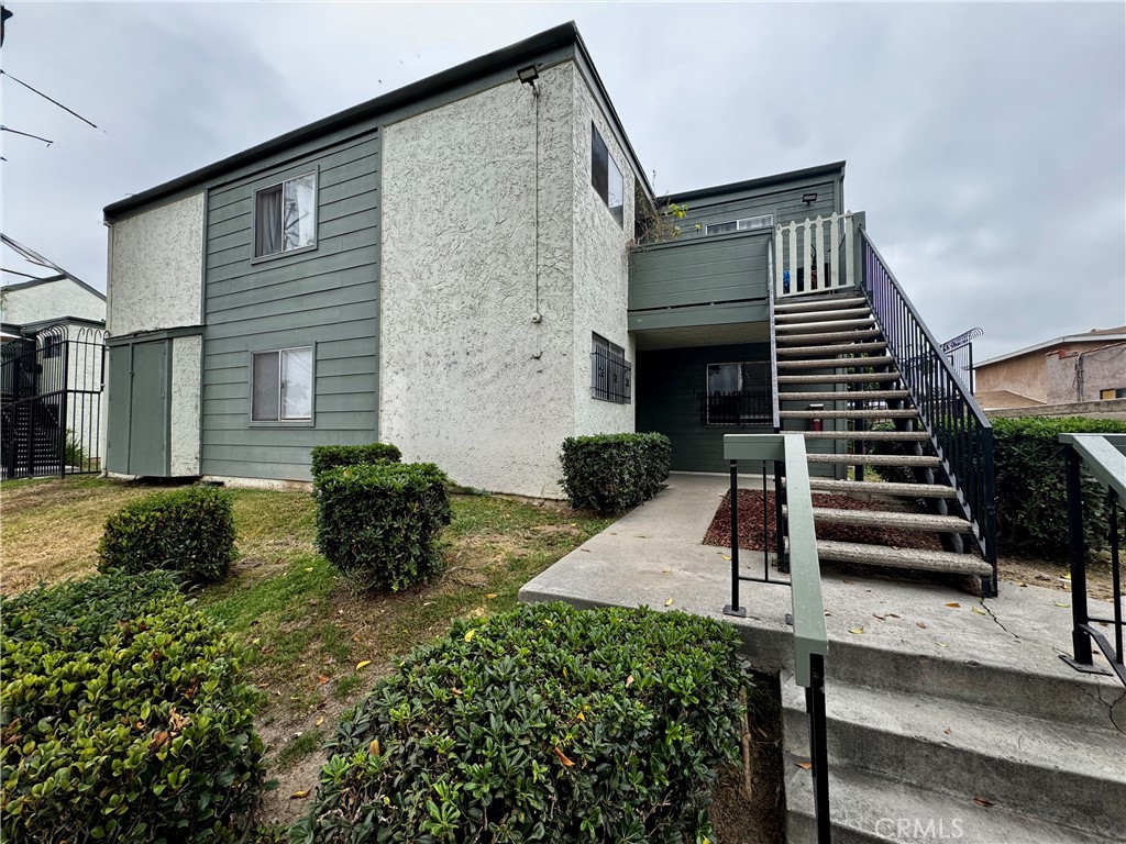 639 N Bristol 48, Santa Ana CA 92703 - photo 1
