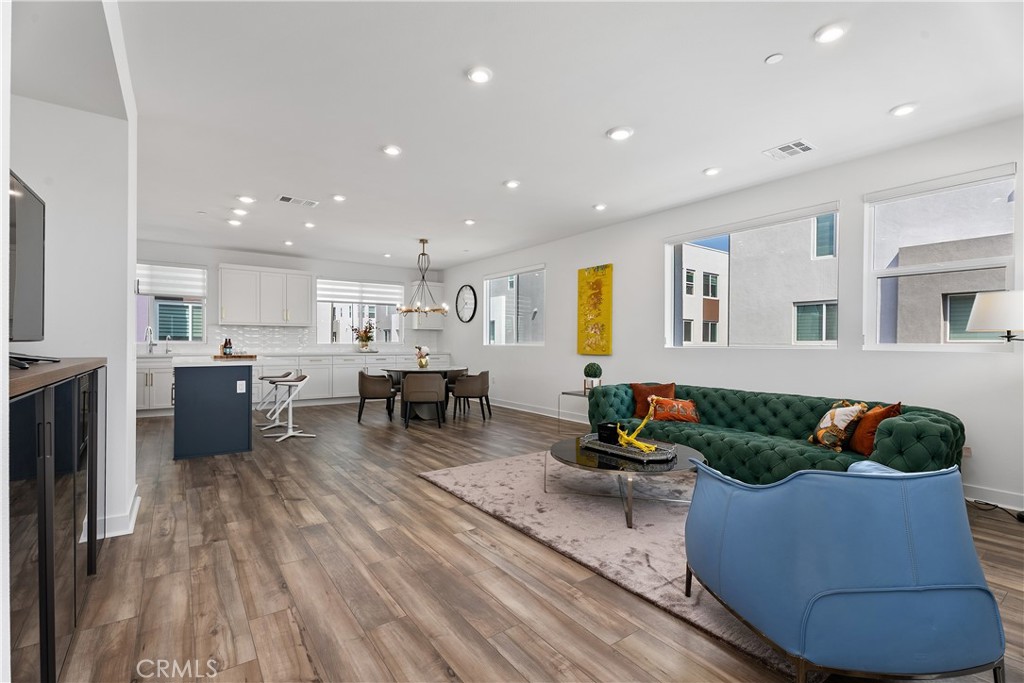 2nd floor livingroom - 651 S Lyon Street, Santa Ana CA 92701 - photo 1