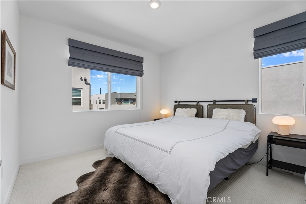 651 S Lyon Street, Santa Ana CA 92705 - photo 21
