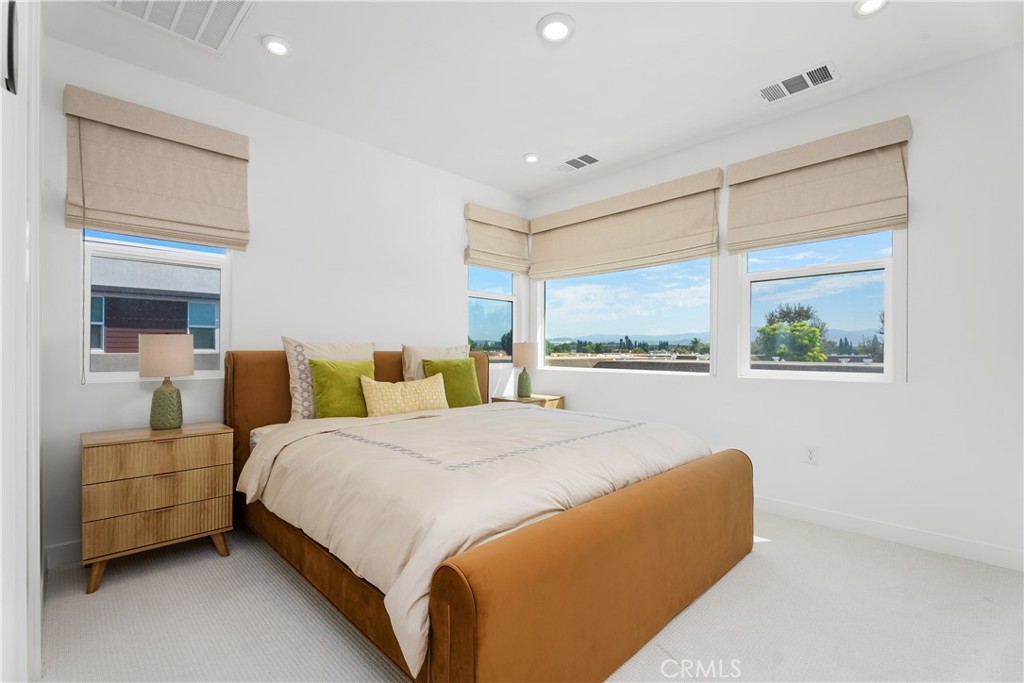 651 S Lyon Street, Santa Ana CA 92705 - photo 23