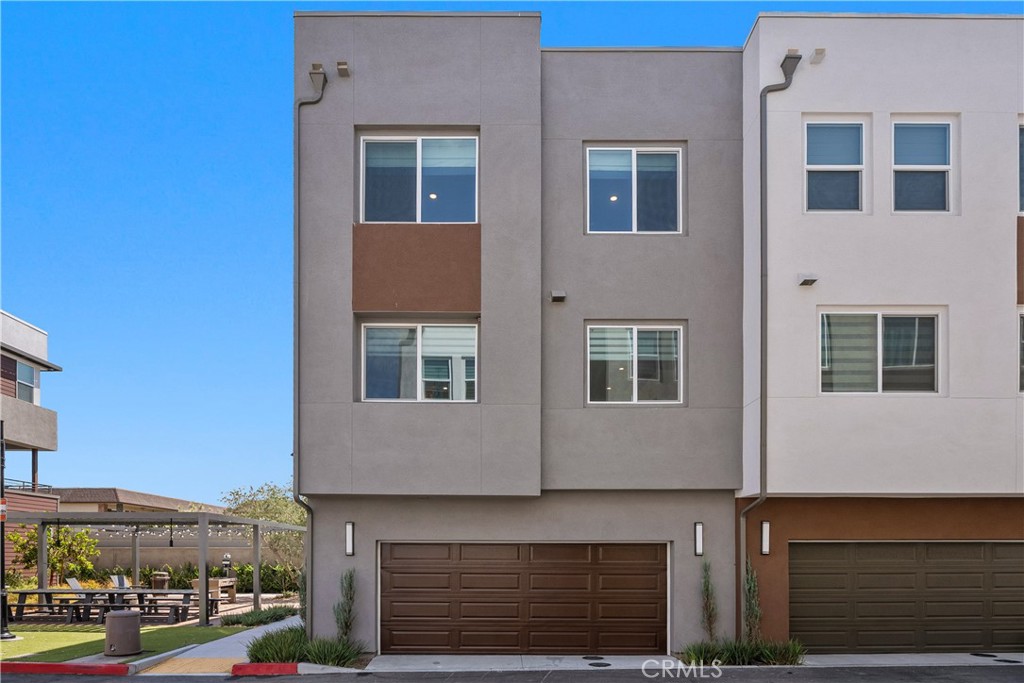 651 S Lyon Street, Santa Ana CA 92705 - photo 27