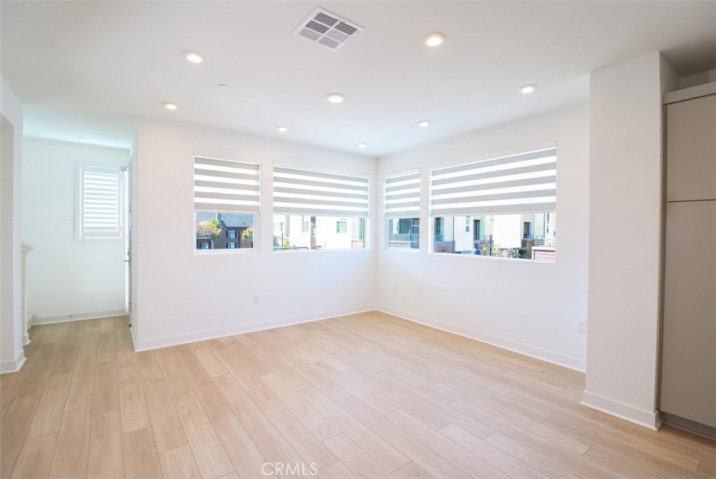 681 S Lyon St, Santa Ana CA 92705 - photo 9