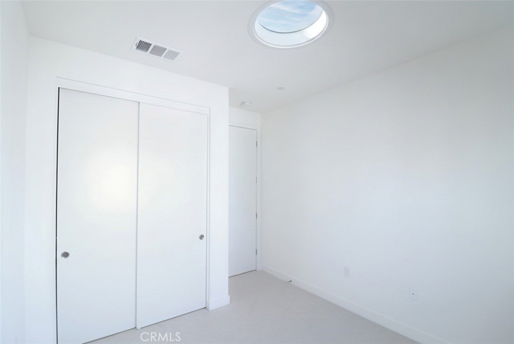 681 S Lyon St, Santa Ana CA 92705 - photo 16