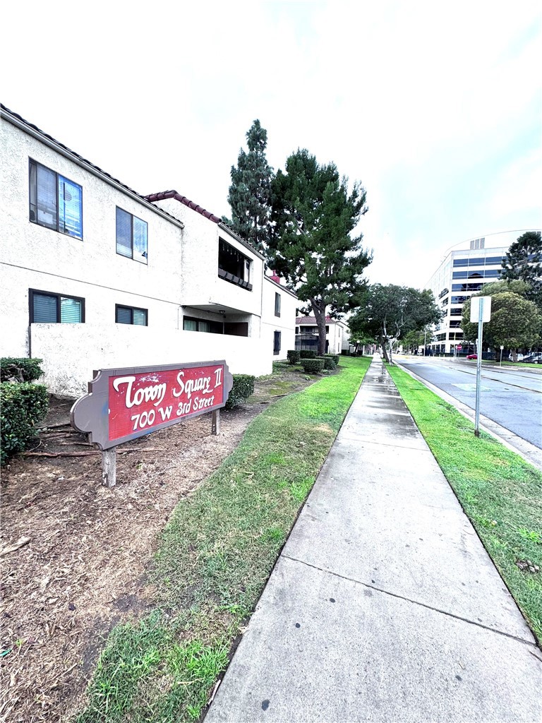 700 W 3rd B107, Santa Ana CA 92701 - photo 1