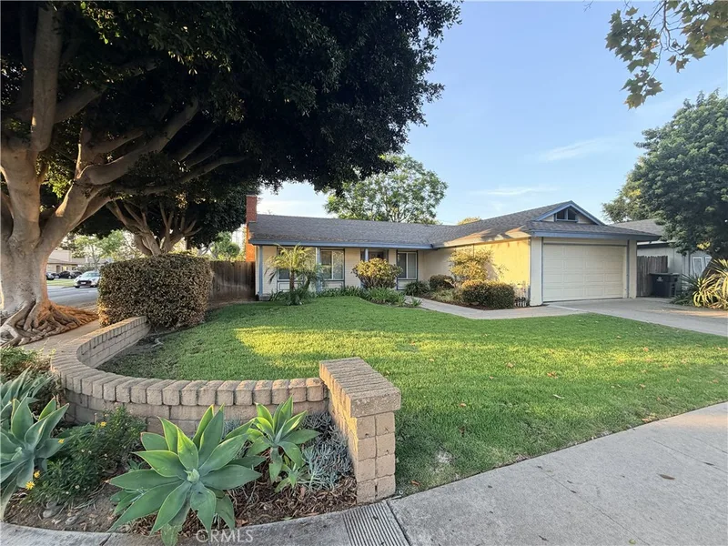 701 E 21st Street, Santa Ana, CA 92706
