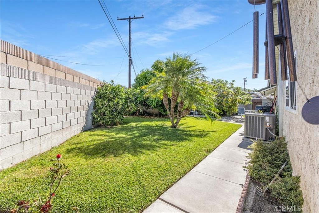 702 S Arapaho, Santa Ana CA 92704 - photo 4