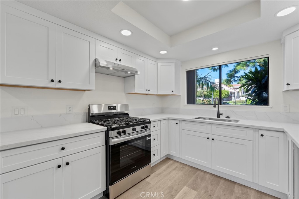 711 W 1st, Santa Ana CA 92701 - photo 1