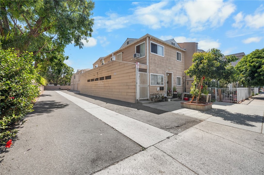 717 N Lacy, Santa Ana CA 92701 - photo 1
