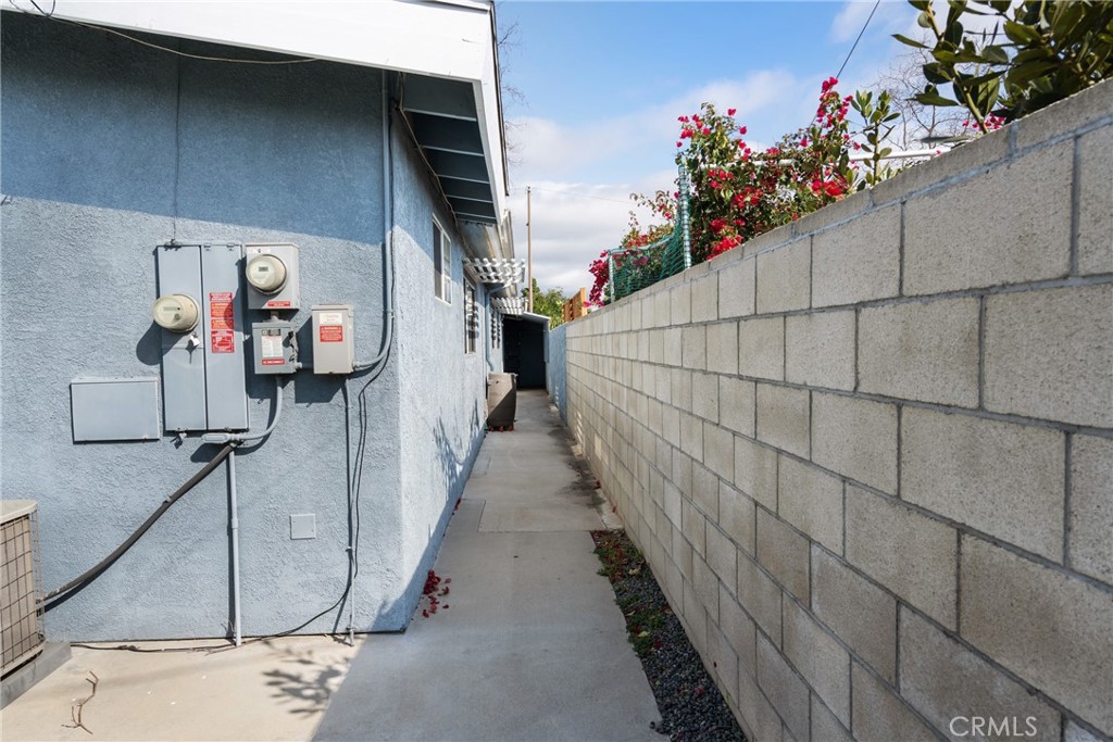 722 Sherry, Santa Ana CA 92701 - photo 45