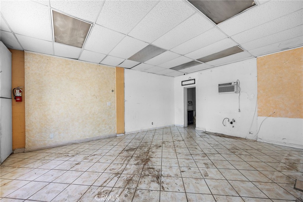 725 S Main Street, Santa Ana CA 92701 - photo 10