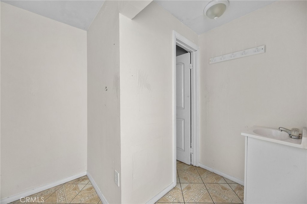 725 S Main Street, Santa Ana CA 92701 - photo 20