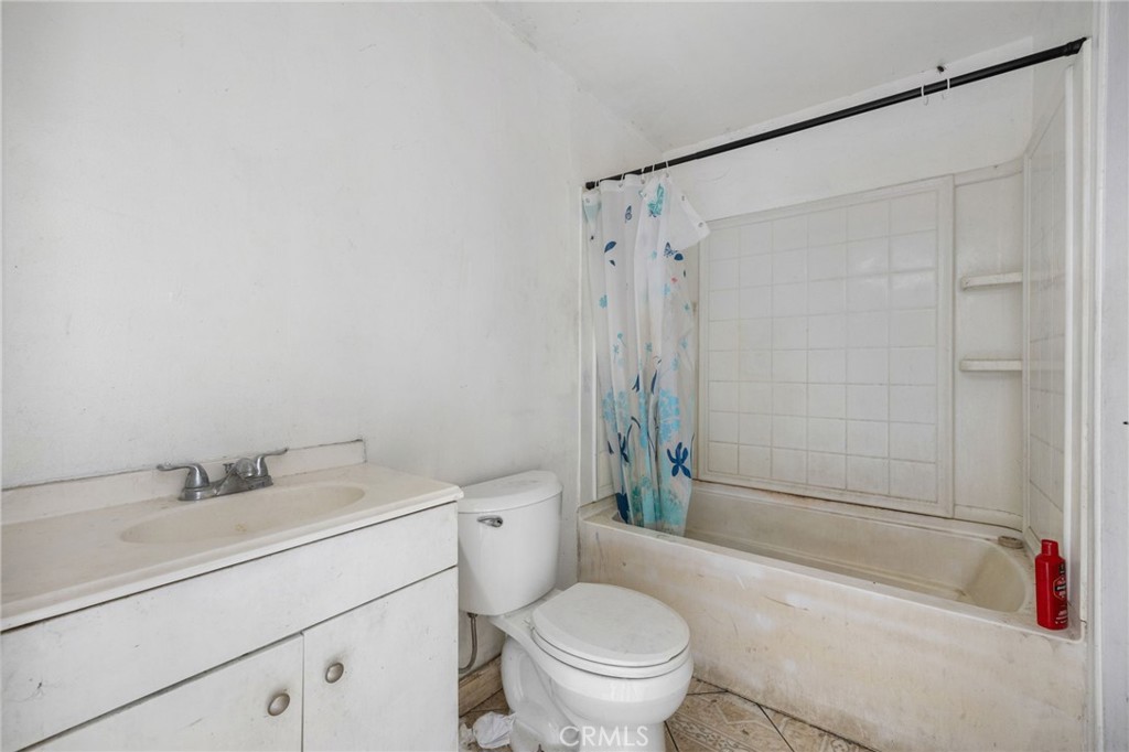725 S Main Street, Santa Ana CA 92701 - photo 23