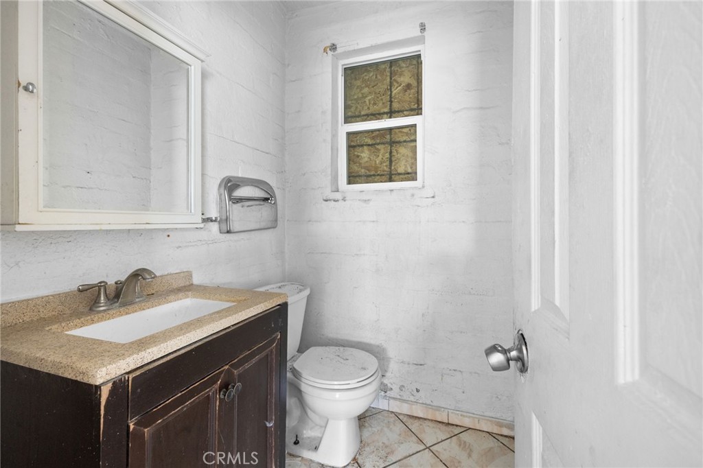 725 S Main Street, Santa Ana CA 92701 - photo 12