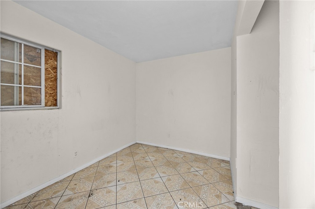 725 S Main Street, Santa Ana CA 92701 - photo 15