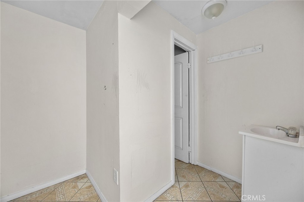 725 S Main Street, Santa Ana CA 92701 - photo 17