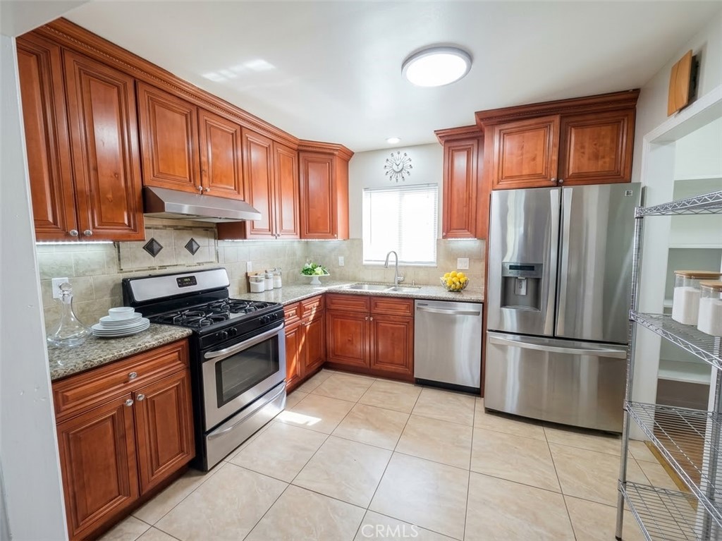 Main house Kitchen - 726 S Halladay Street, Santa Ana CA 92701 - photo 5
