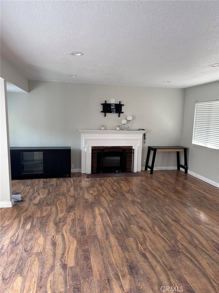 Main House Living Room - 726 S Halladay Street, Santa Ana CA 92701 - photo 6