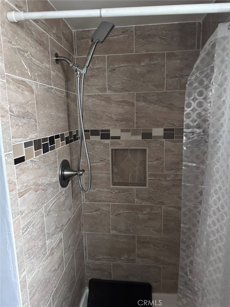 Primary Suite Shower - 726 S Halladay Street, Santa Ana CA 92701 - photo 10