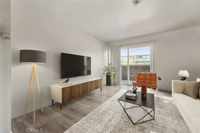 801 S Lyon A105, Santa Ana