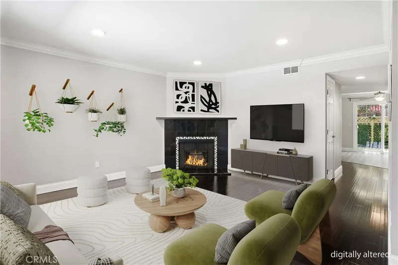 809 N Spurgeon Street 5, Santa Ana, CA 92701