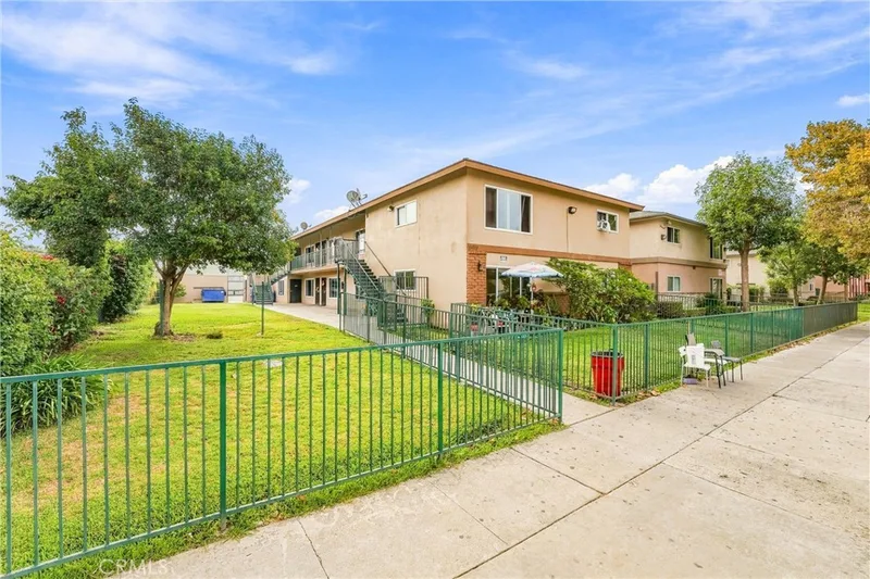 809 S Townsend Street, Santa Ana