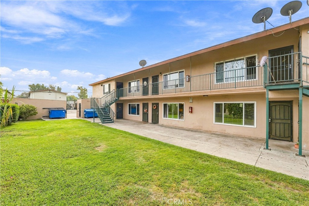809 S Townsend Street, Santa Ana CA 92704 - photo 4