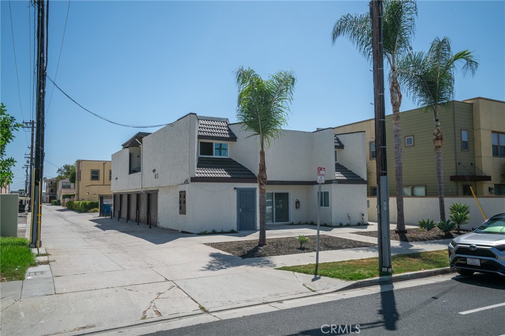 812 E Santa Ana, Santa Ana CA 92701 - photo 2