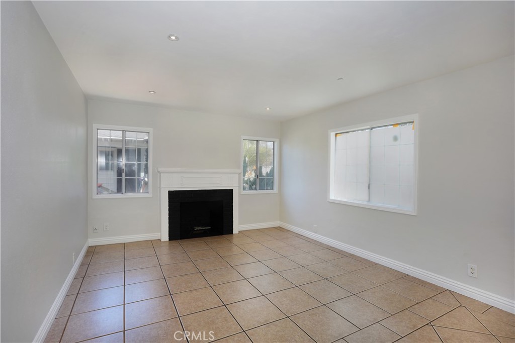 812 N Louise, Santa Ana CA 92703 - photo 7