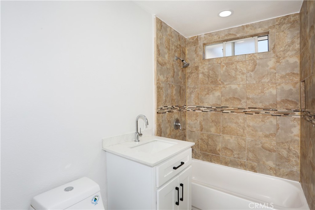 812 N Louise, Santa Ana CA 92703 - photo 23