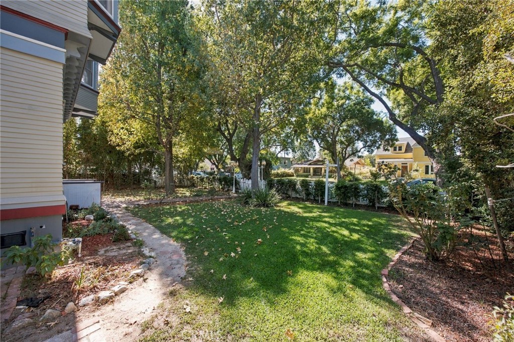 825 N Lacy, Santa Ana CA 92701 - photo 7
