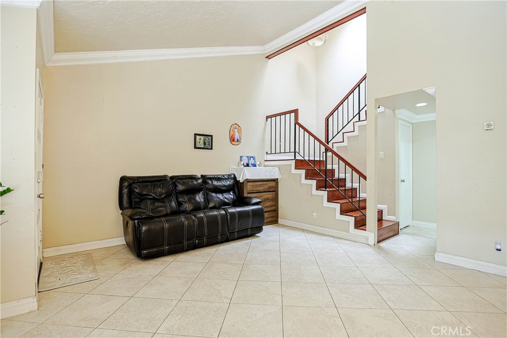 833 Amberwood, Santa Ana CA 92703 - photo 7