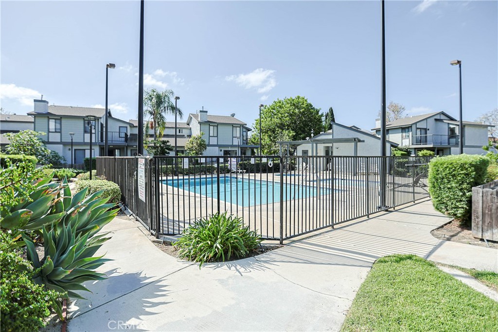 833 Amberwood, Santa Ana CA 92703 - photo 21
