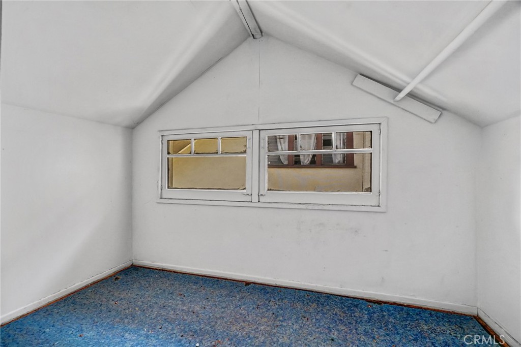 Attic Space - 839 French Street, Santa Ana CA 92701 - photo 25