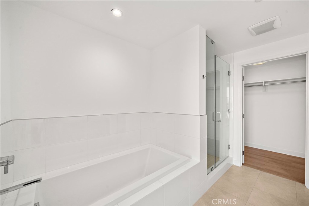 9 Macarthur Place 1102, Santa Ana CA 92707 - photo 33
