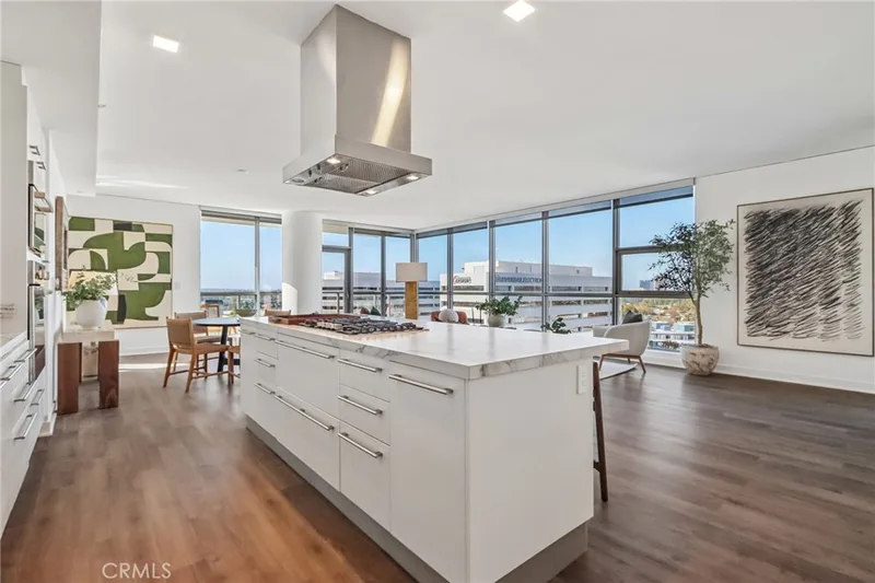 9 MacArthur Place 1507, Santa Ana, CA 92707