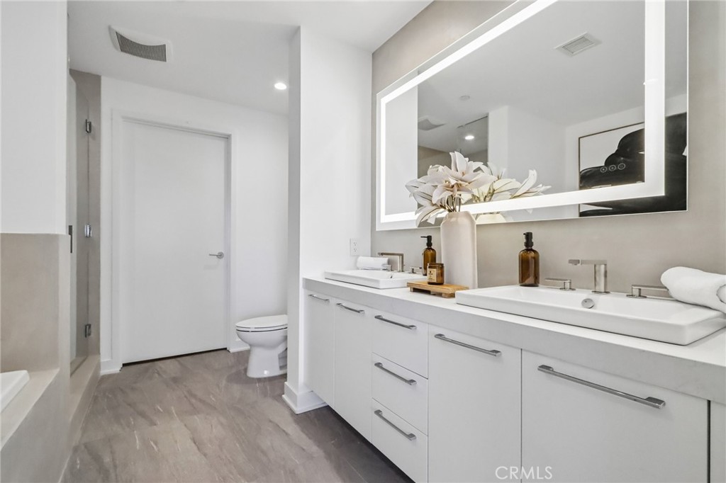 9 MacArthur Place 1507, Santa Ana CA 92707 - photo 7