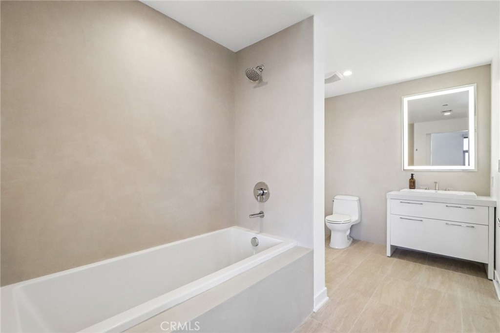 9 MacArthur Place 1507, Santa Ana CA 92707 - photo 10