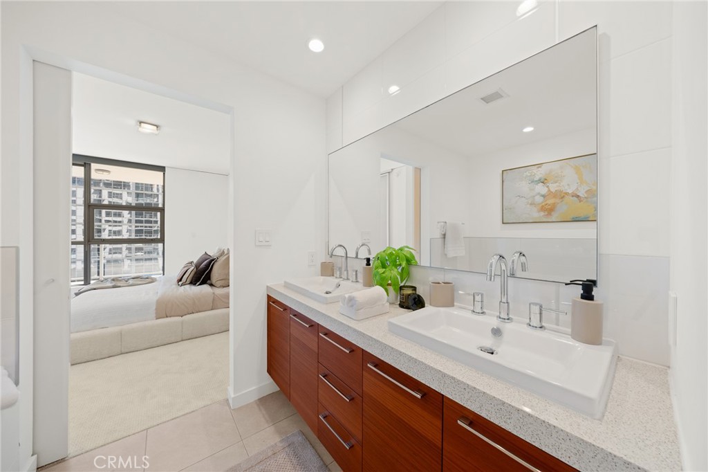 9 MacArthur Place N1405, Santa Ana CA 92707 - photo 13