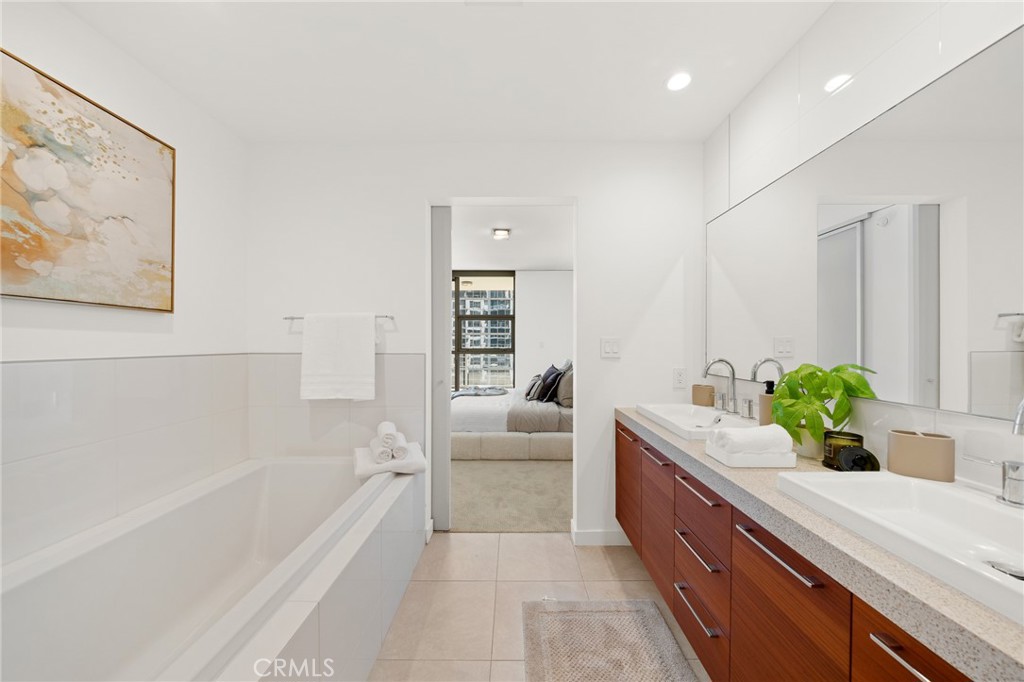 9 MacArthur Place N1405, Santa Ana CA 92707 - photo 14