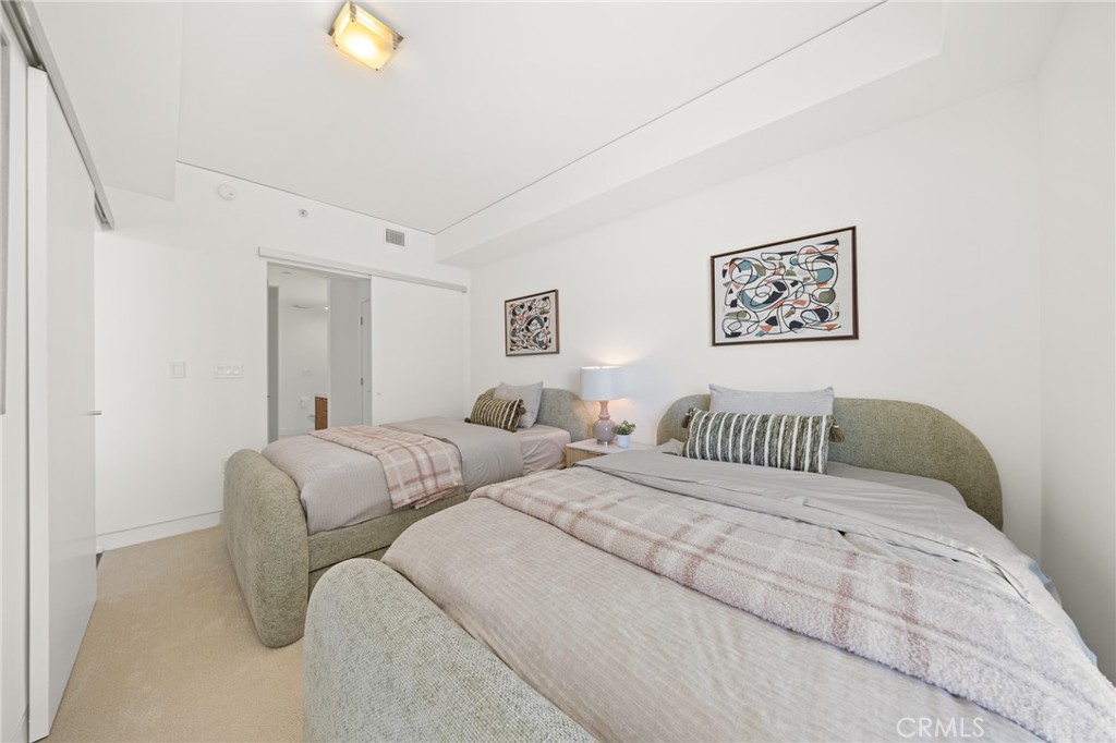 9 MacArthur Place N1405, Santa Ana CA 92707 - photo 18