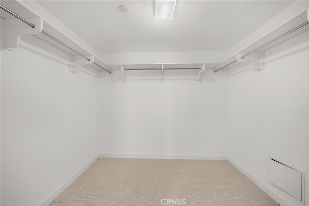 9 MacArthur Place N1405, Santa Ana CA 92707 - photo 15