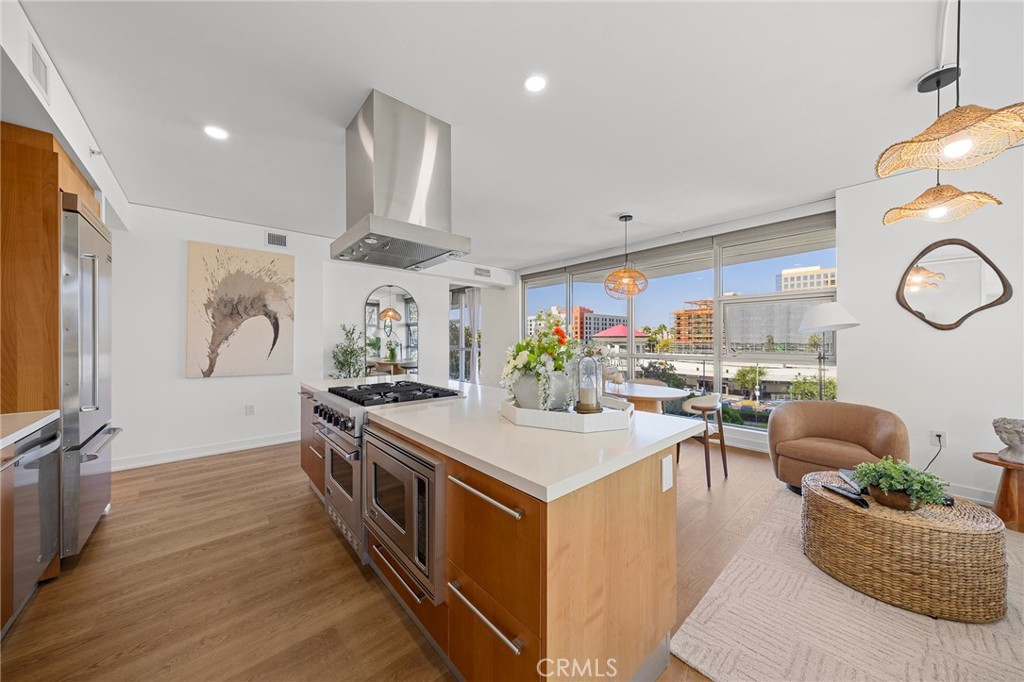 9 MacArthur Place N402, Santa Ana CA 92707 - photo 18