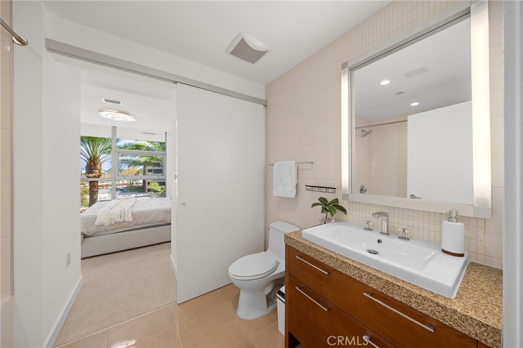 9 MacArthur Place N402, Santa Ana CA 92707 - photo 25