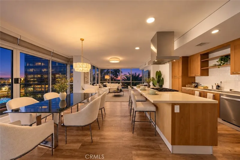 9 MacArthur Place N502, Santa Ana, CA 92707