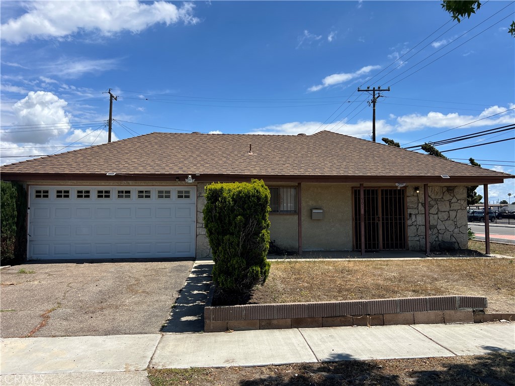 901 N Mountain View, Santa Ana CA 92703 - photo 1