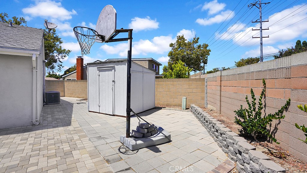 902 W Alpine, Santa Ana CA 92707 - photo 31