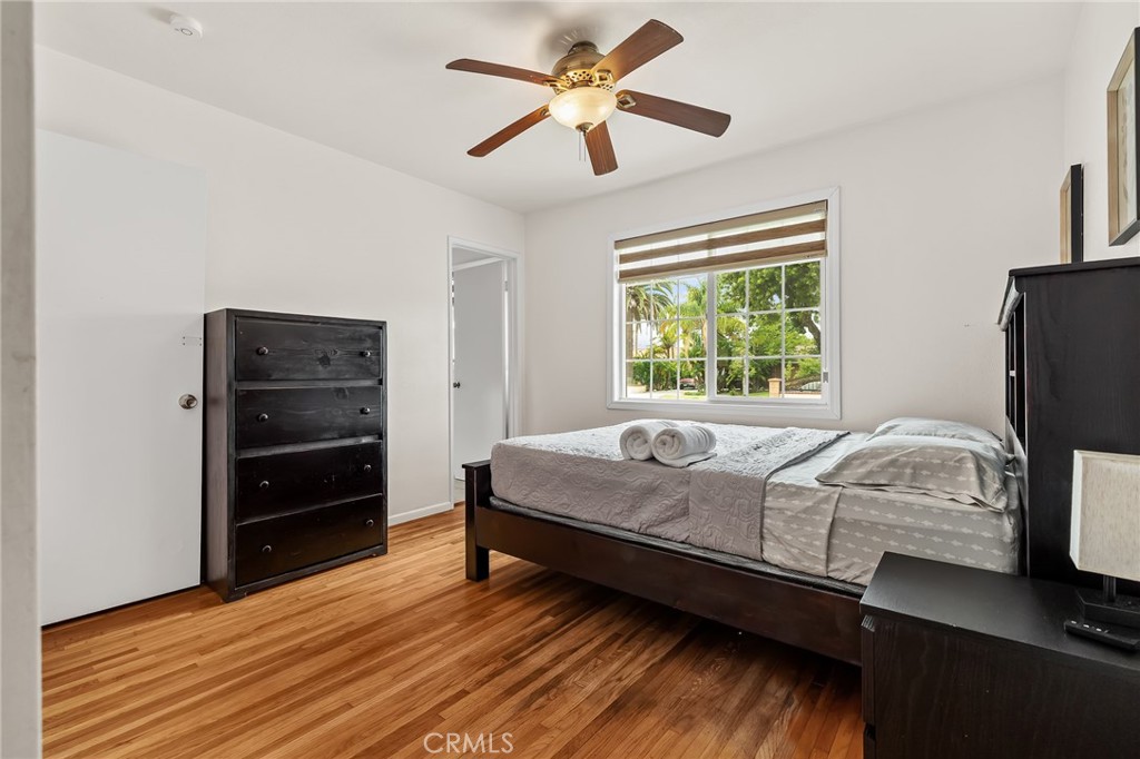 913 S Laurel, Santa Ana CA 92704 - photo 14