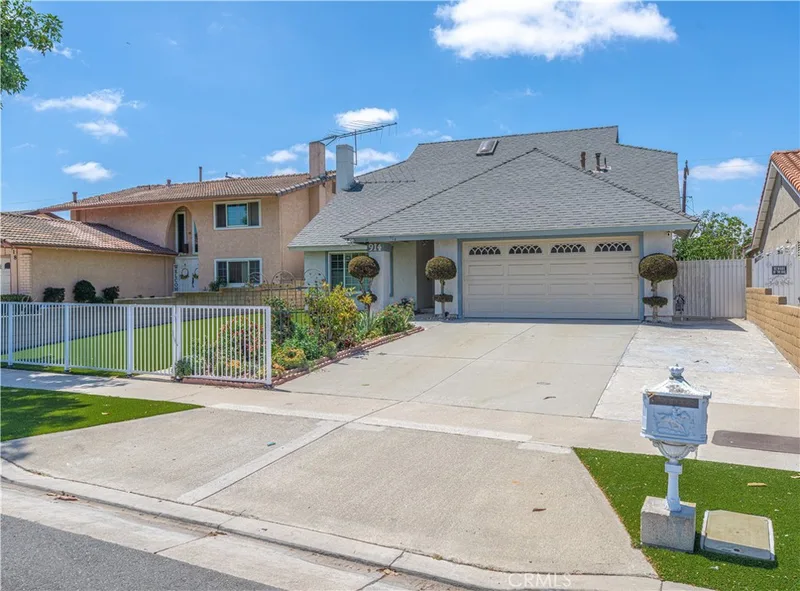 914 S Susan Street, Santa Ana, CA 92704